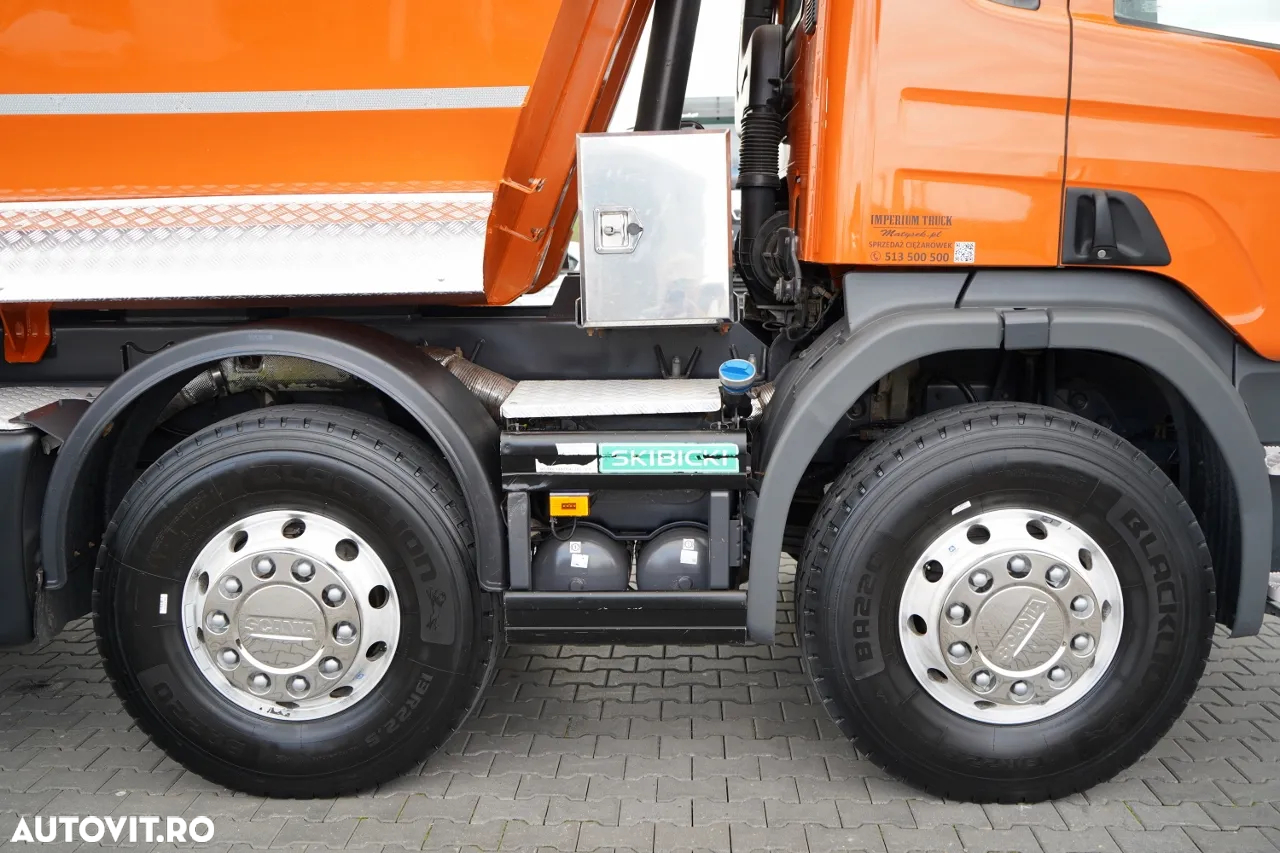 Scania P 410 / 8x4 / BASCULATOR SPATE / SARCINĂ UTILĂ 21 TONE / ANVELOPE 100% - 21