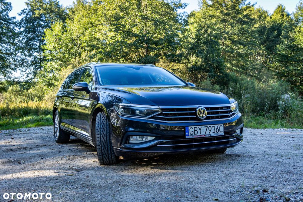 Volkswagen Passat - 19