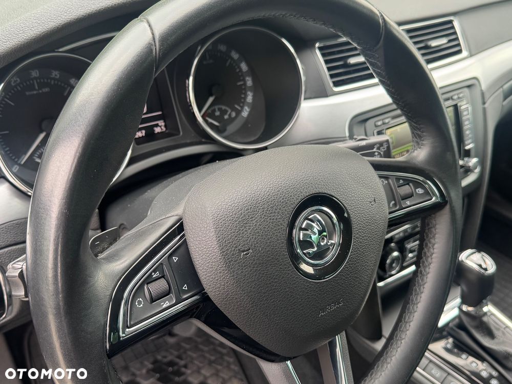 Skoda Superb 2.0 TDI Green tec 4x4 DSG Exclusive - 11