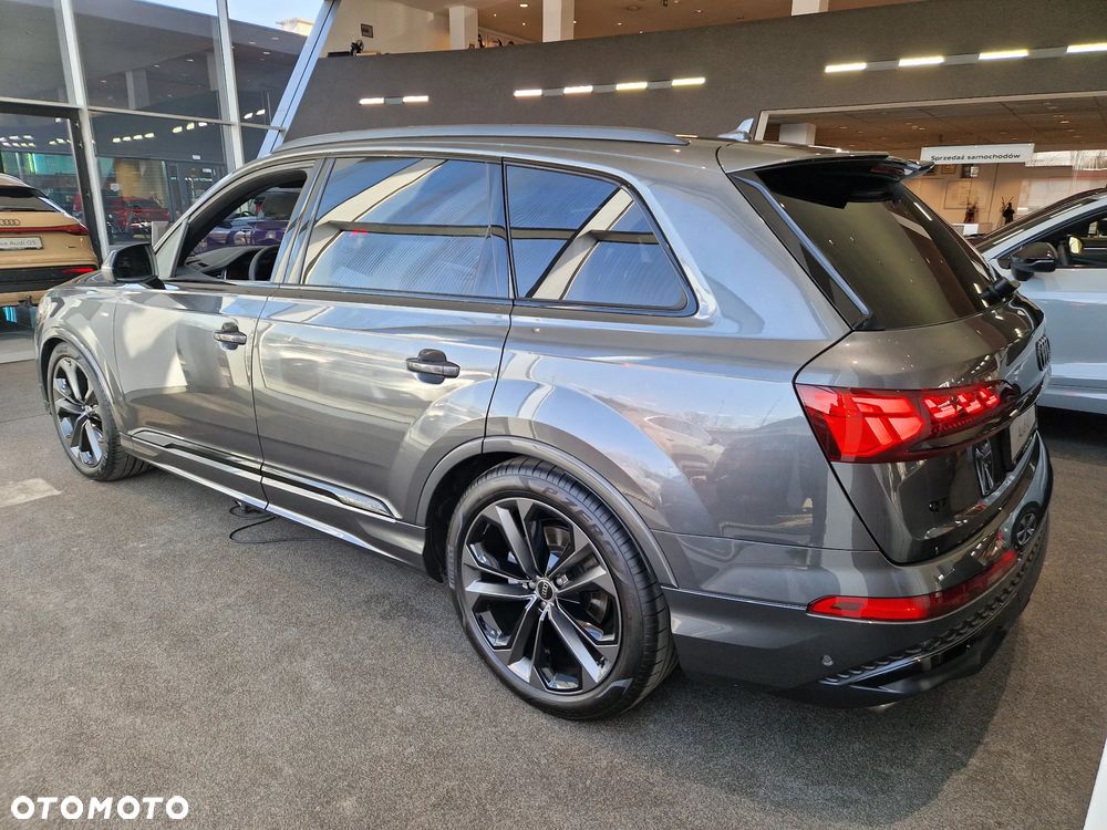 Audi Q7 - 2