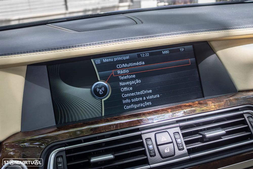 BMW 760 i - 13