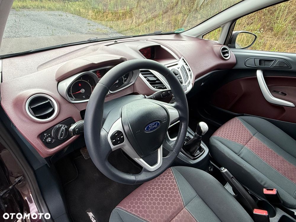 Ford Fiesta 1.4 Titanium - 14