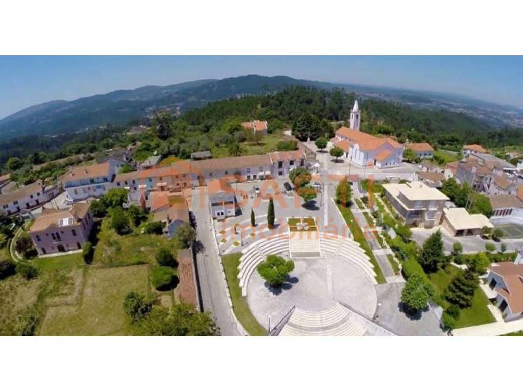 TERRENO COM POSSIBILIDADE DE CONSTRUÇÃO, COM UMA VISTA LINDÍSSIMA I... - Grande imagem: 2/45