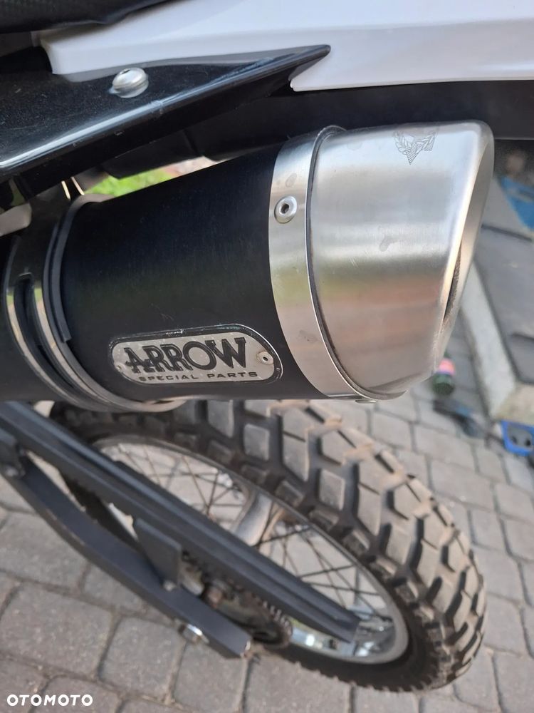 Yamaha WR - 7