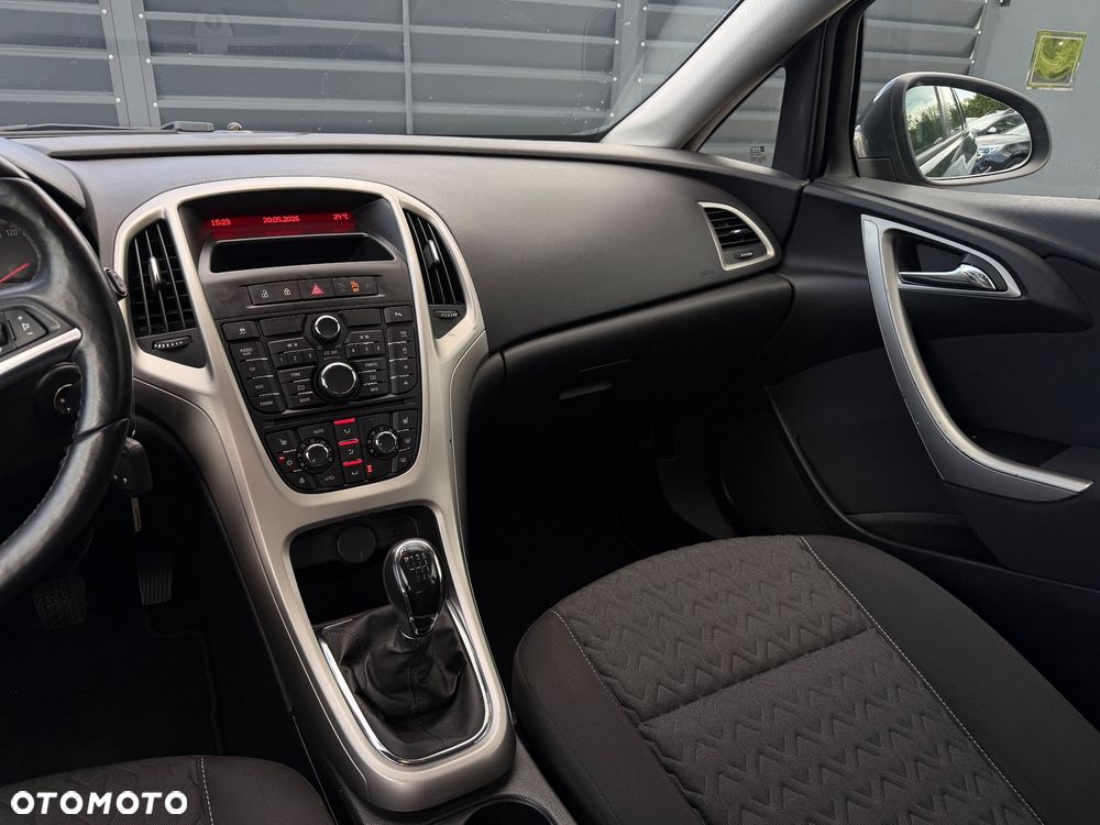 Opel Astra 1.4 Turbo - 15