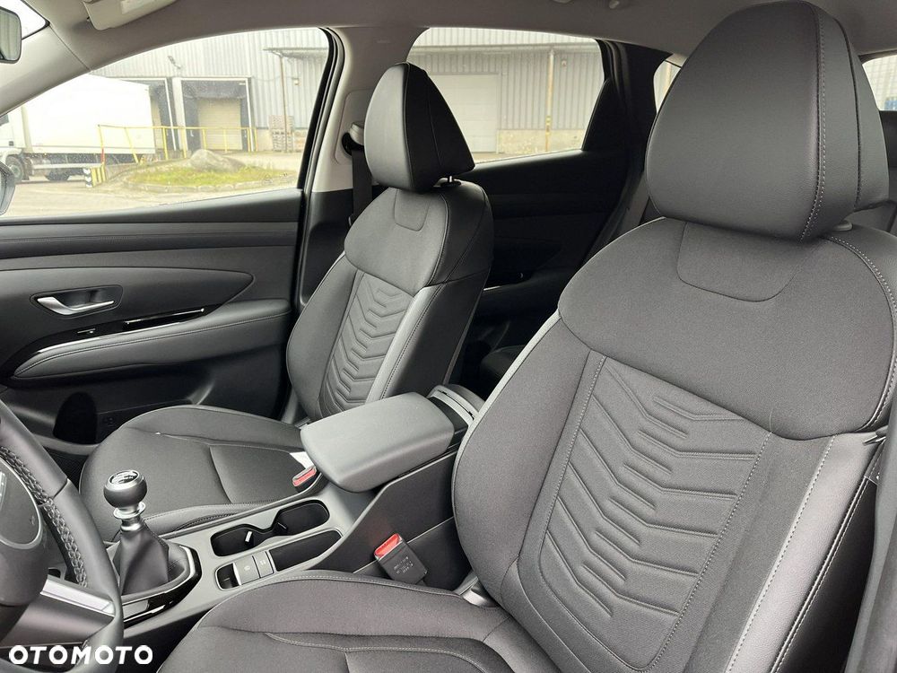 Hyundai Tucson 1.6 T-GDi Executive 2WD - 11