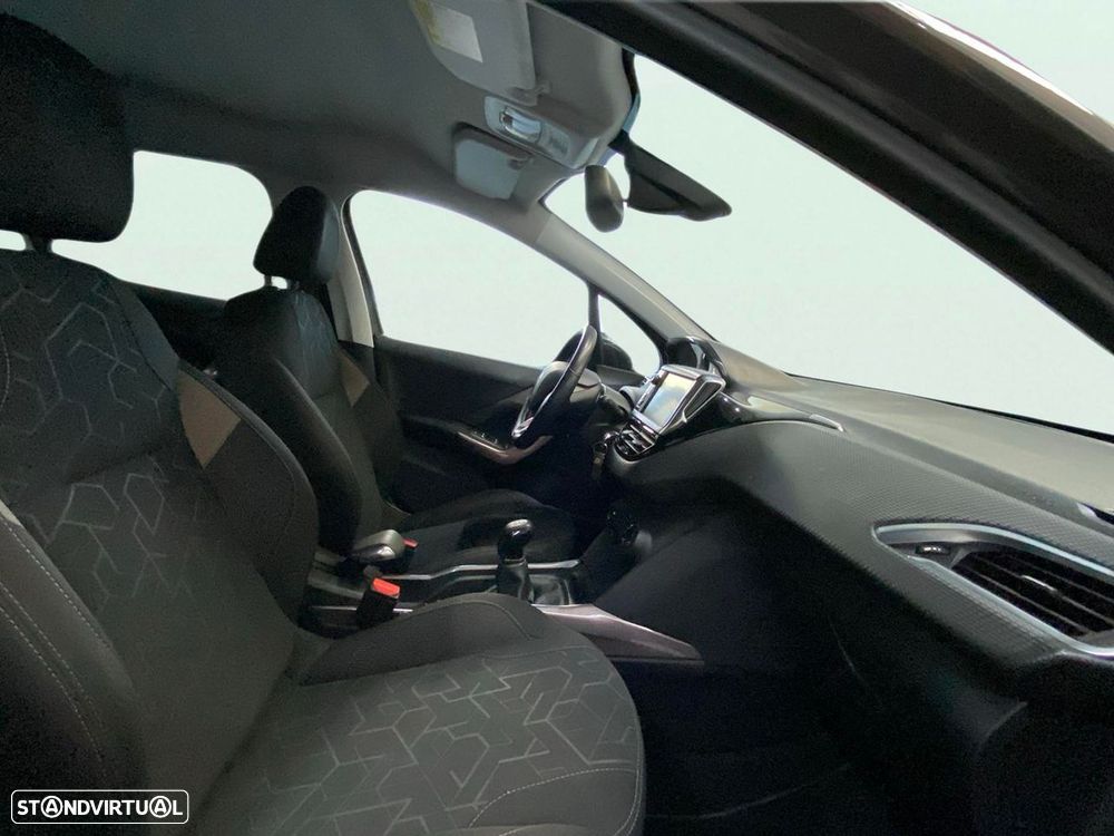 Peugeot 2008 1.2 PureTech Active - 15