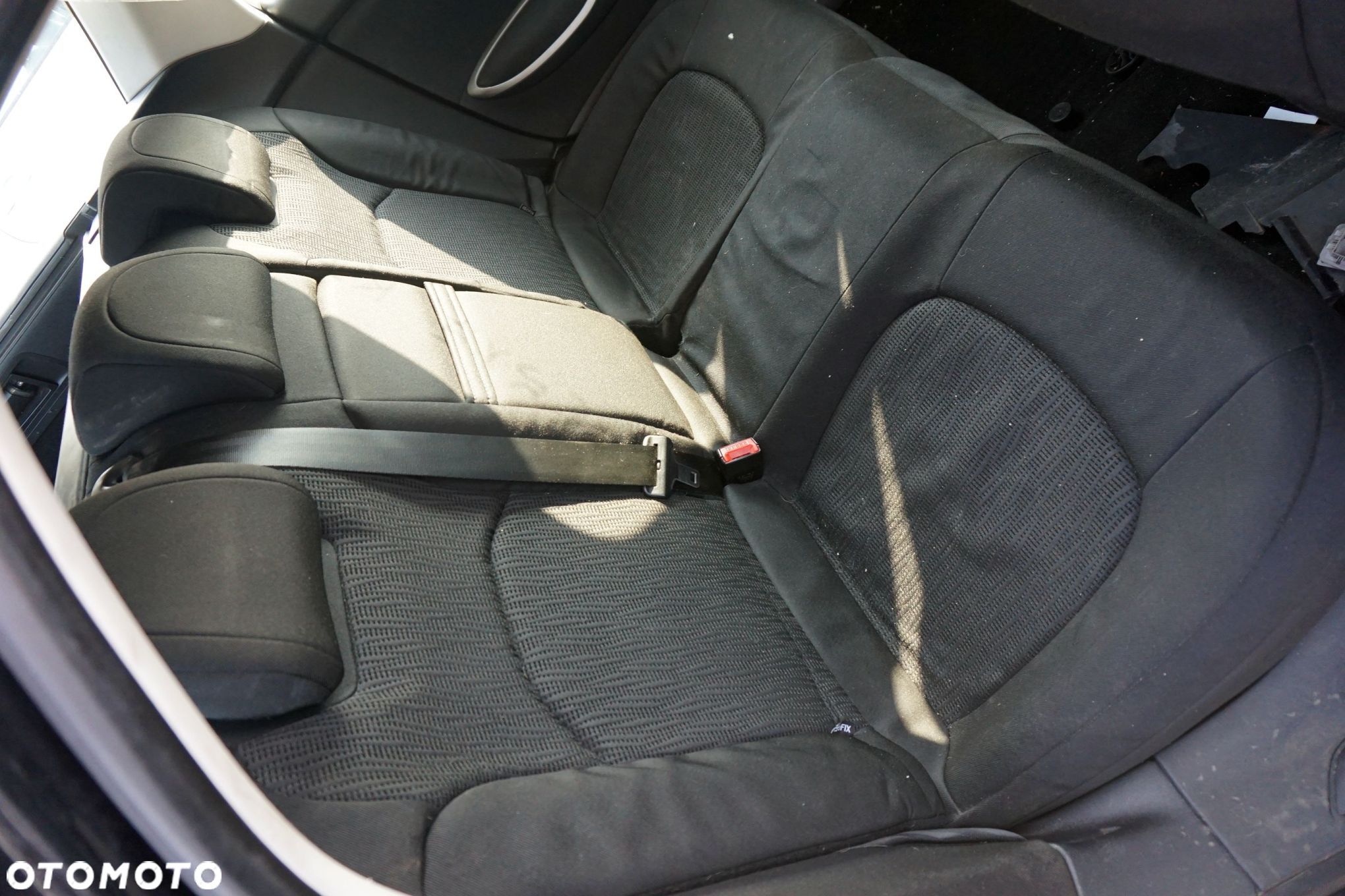KANAPA TYLNA C5 III X7 KOMBI  CITROEN 2008-2017 - 1