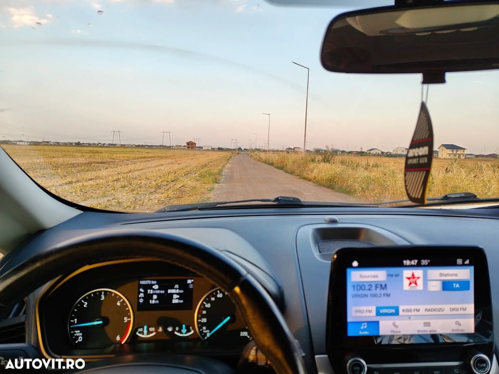 Ford EcoSport - 4