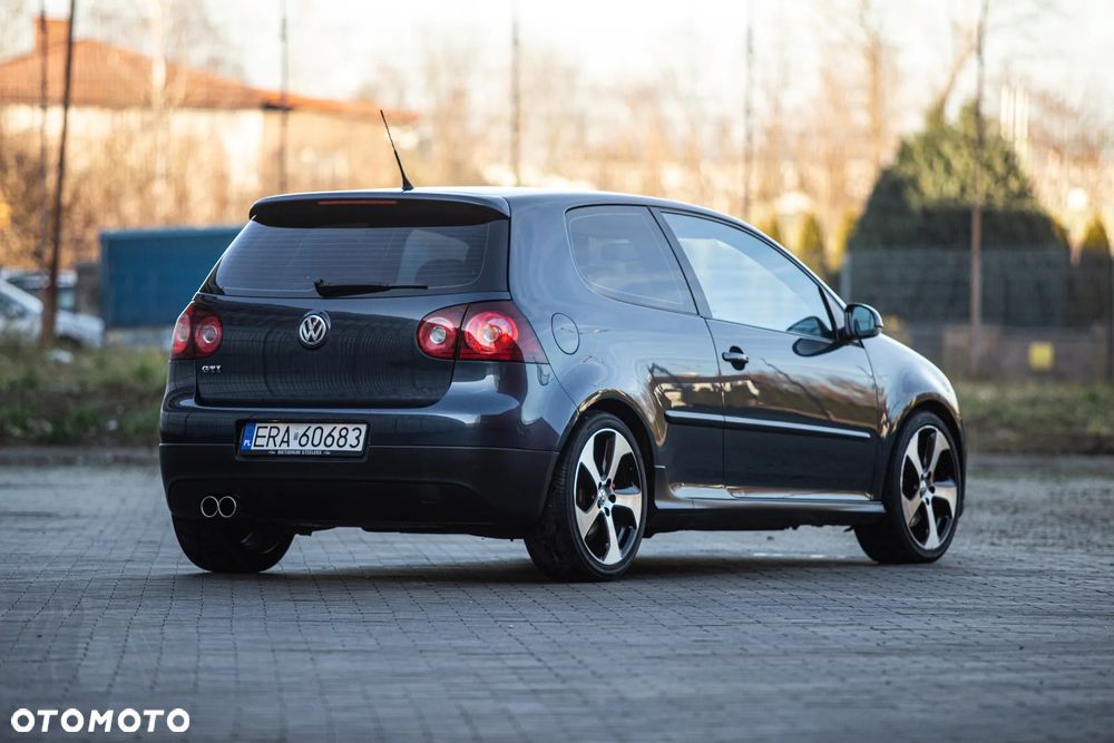 Volkswagen Golf 2.0 GTI - 16
