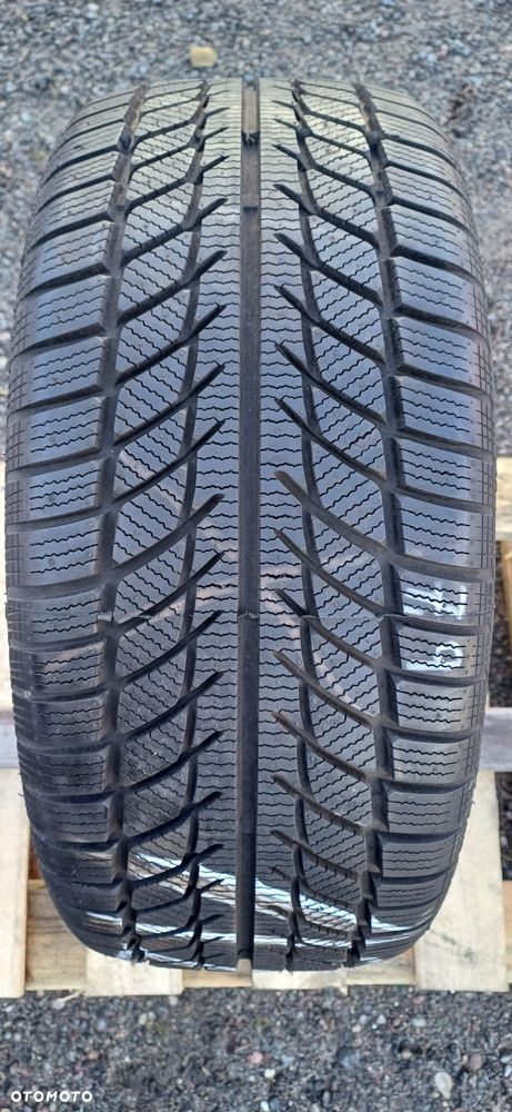 GOODRIDE 225/35R19 88V , pojedyńcza używana opona zimowa. - 2