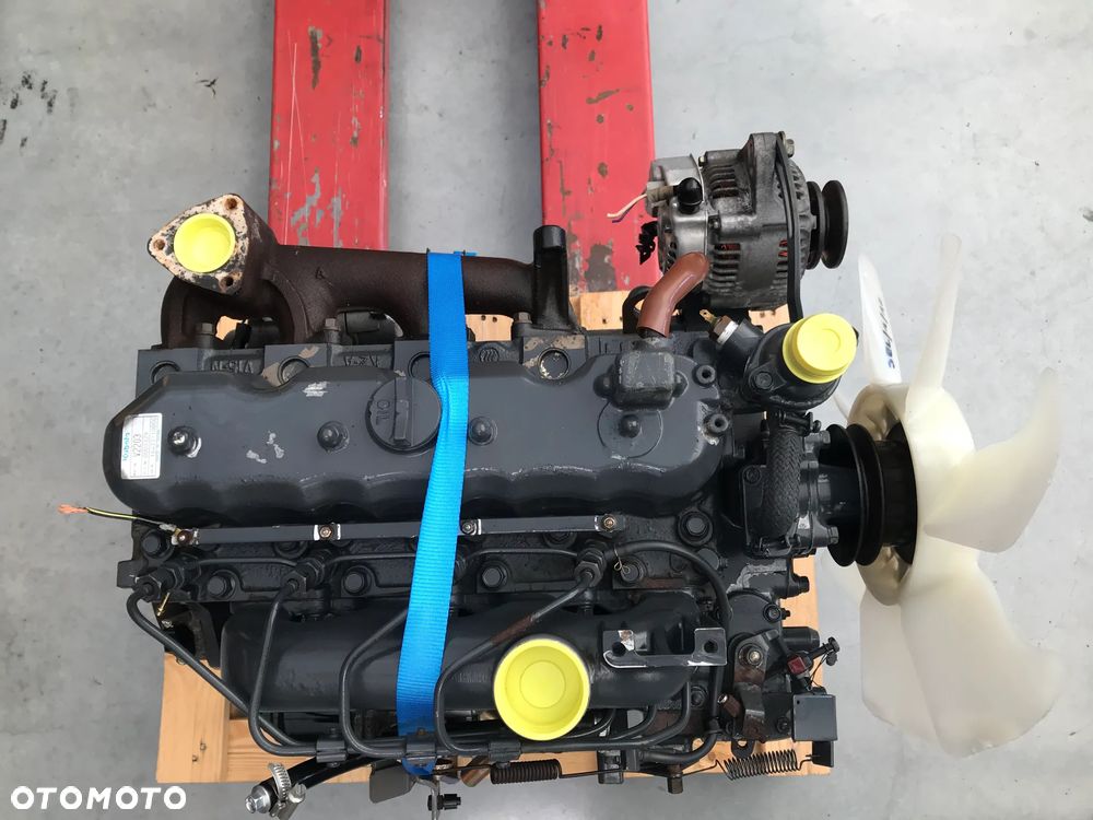 SILNIK kubota V2203 14000netto - 10