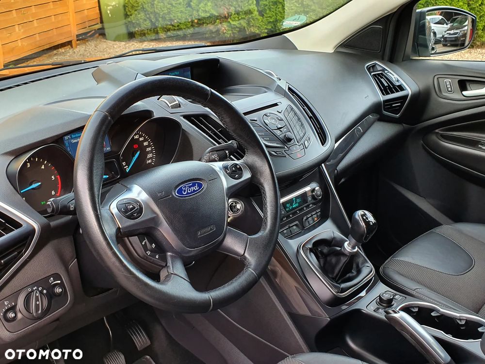 Ford Kuga 2.0 TDCi 4x4 Titanium - 8