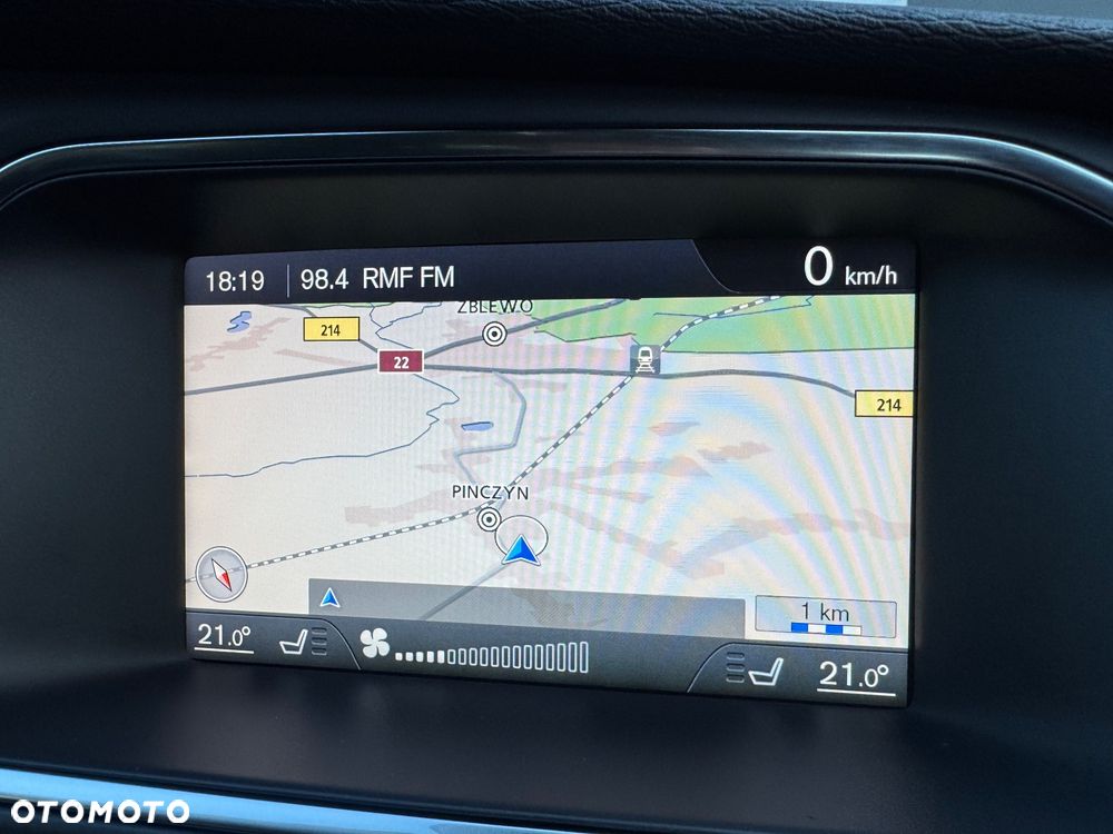 Volvo V40 Cross Country D3 Momentum - 29