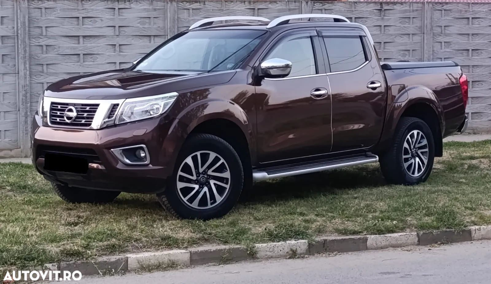 Nissan Navara - 1
