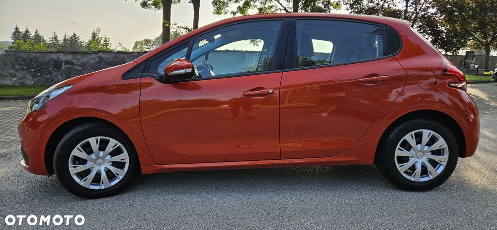 Peugeot 208 - 3