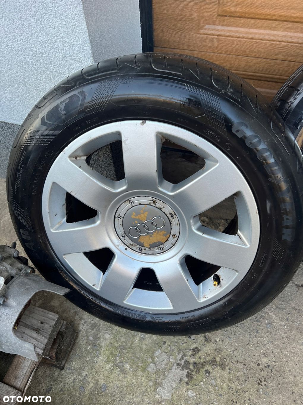 FELGI ALUMINIOWE AUDI OE 5X112 17" 4E0601025S AUDI A8 D3 - 6
