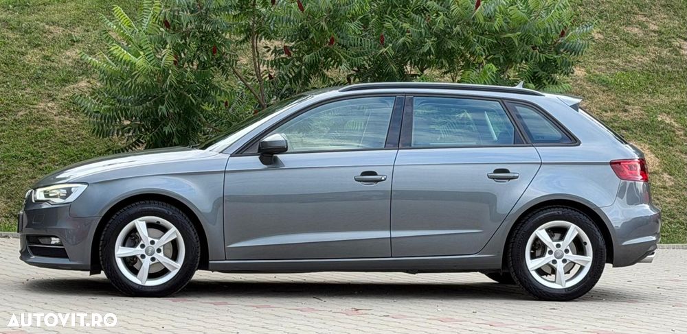 Audi A3 Sportback 1.6 TDI DPF Ambition - 8