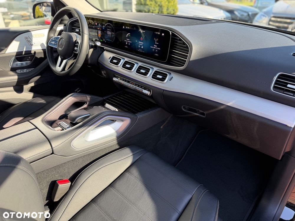 Mercedes-Benz GLE 300 d 4Matic 9G-TRONIC AMG Line - 4