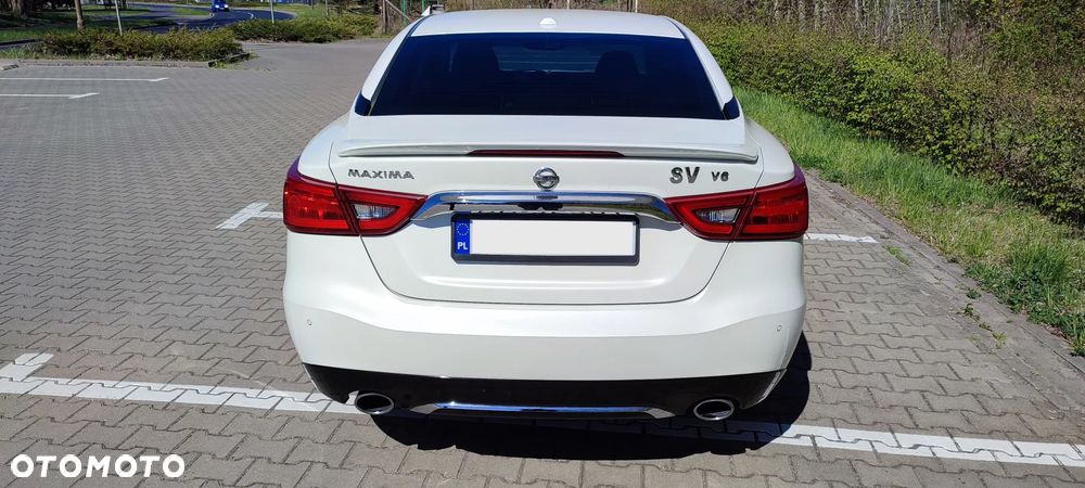 Nissan Maxima - 30