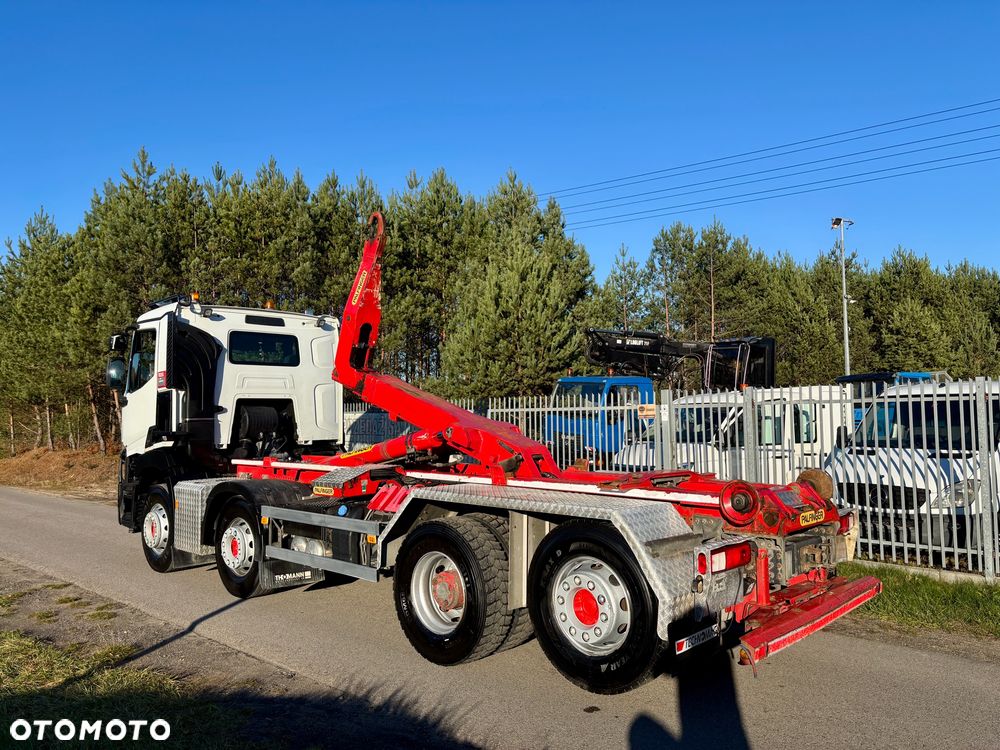 Renault Kerax 460 KM 8x2 tylna os podnoszona oraz skretna Sprowadzony ze Szwajcarii - 4