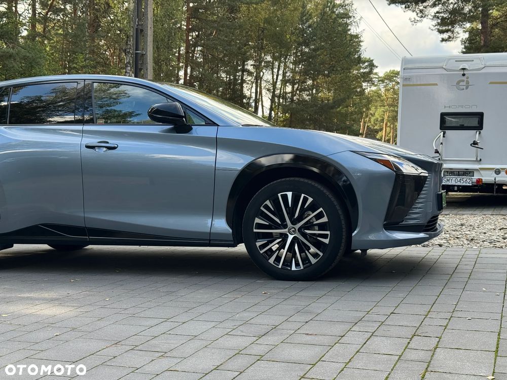 Lexus RZ 450e Omotenashi DIRECT4 - 2