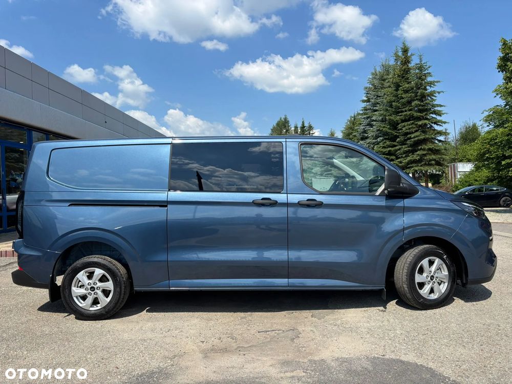 Ford Transit Custom Brygadowy Trend L2 320 2.0 136 KM  AT 8 AWD - 7