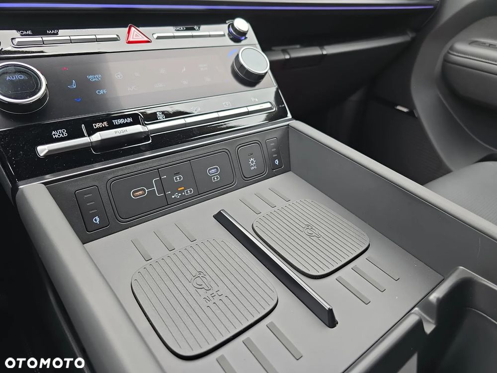 Hyundai Santa Fe 1.6 T-GDI PHEV Calligraphy 4WD 6os - 17