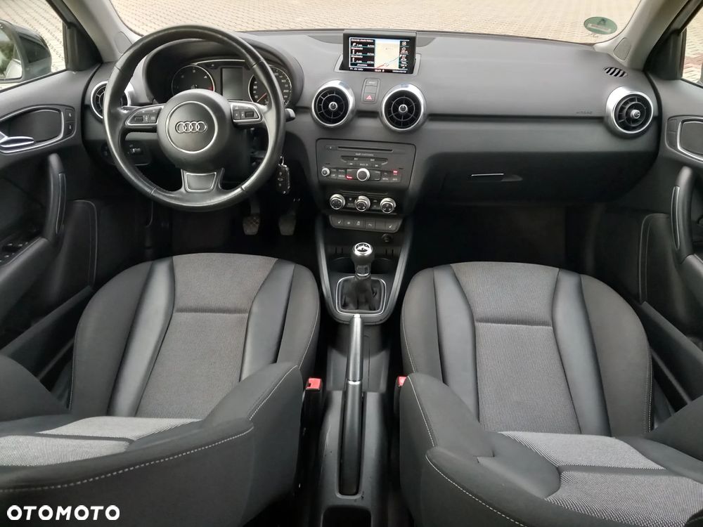 Audi A1 Sportback 1.6 TDI Attraction - 22