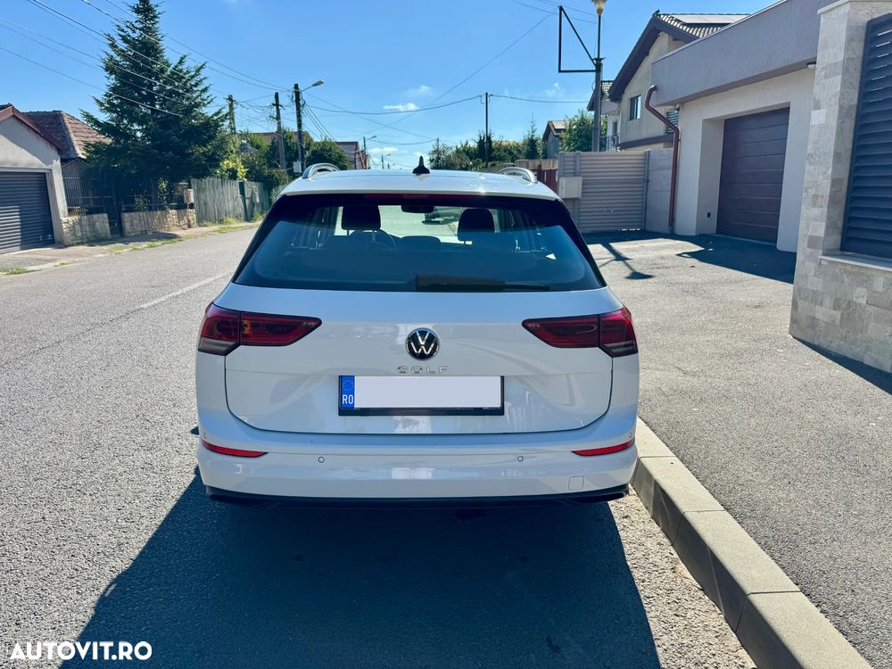 Volkswagen Golf - 10