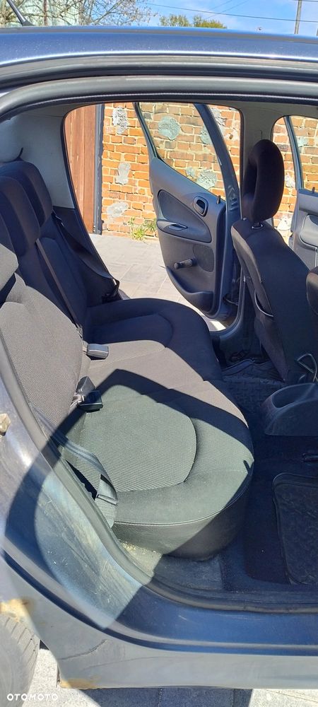 Peugeot 206 - 8