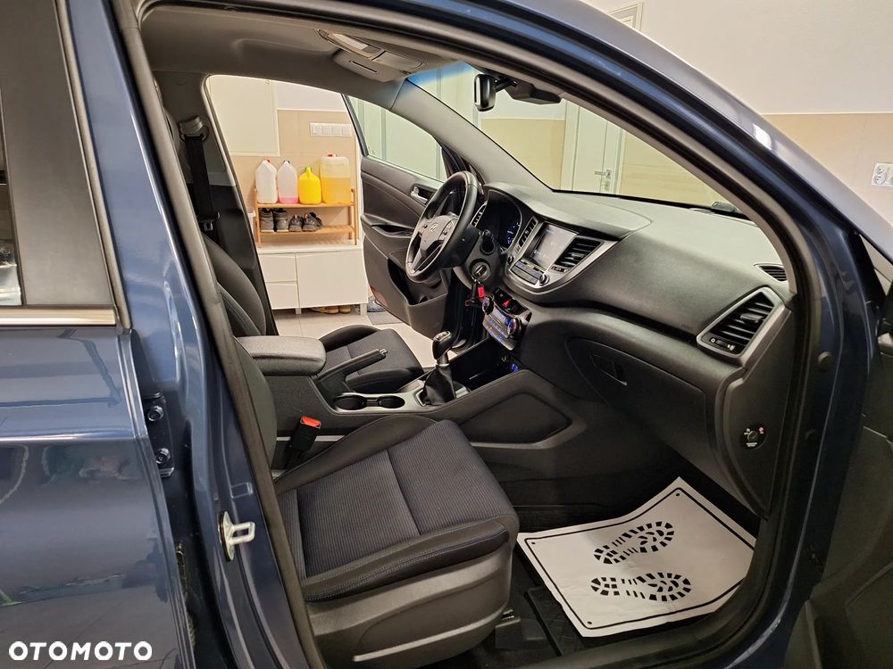 Hyundai Tucson 1.6 GDi 2WD Select - 25