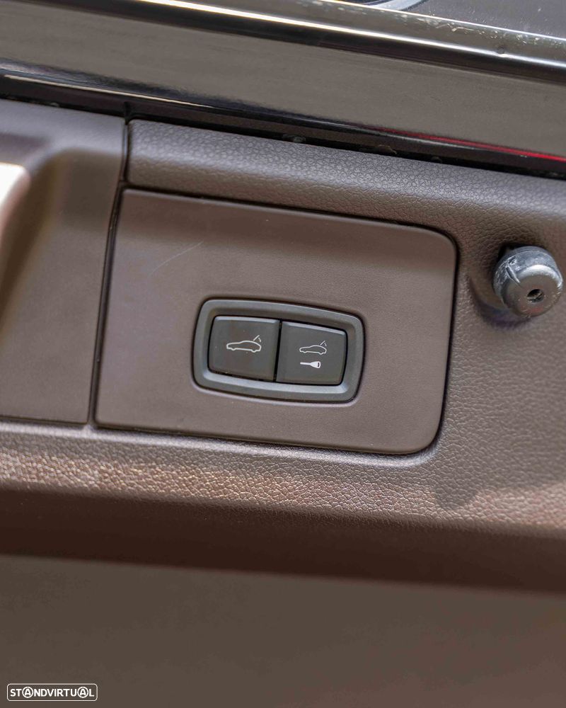 Porsche Panamera 4S PDK - 55