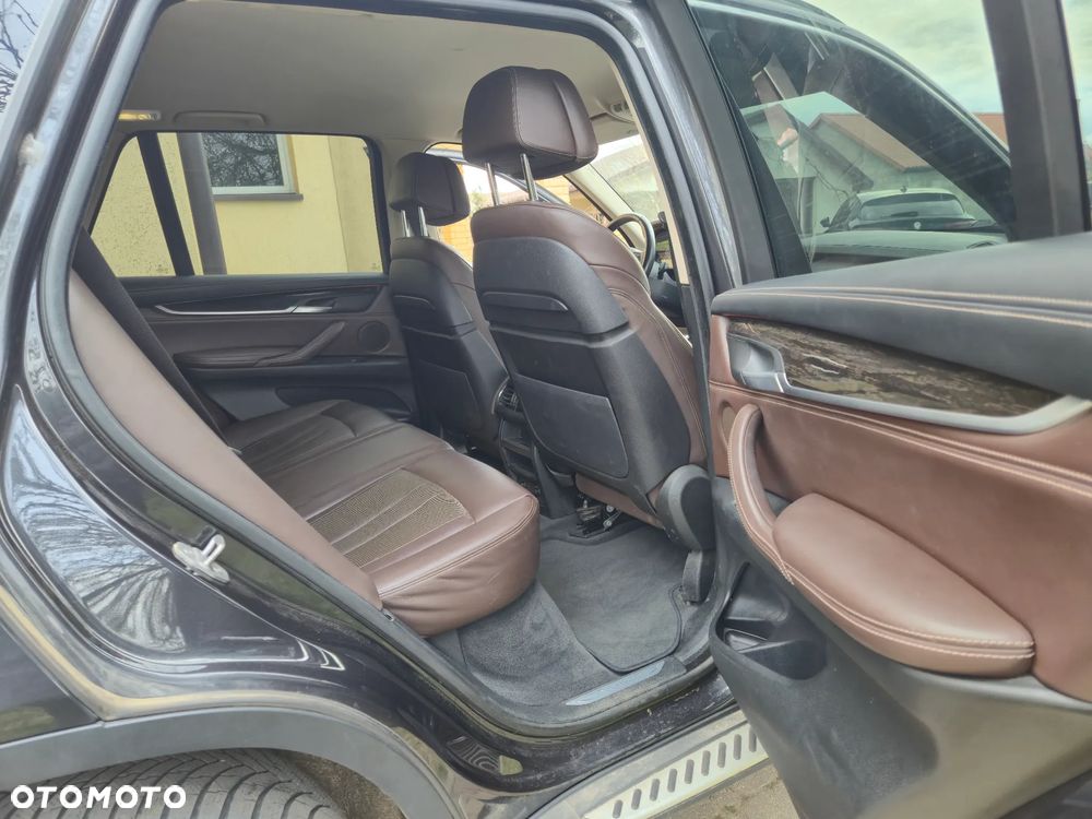 BMW X5 xDrive30d - 16
