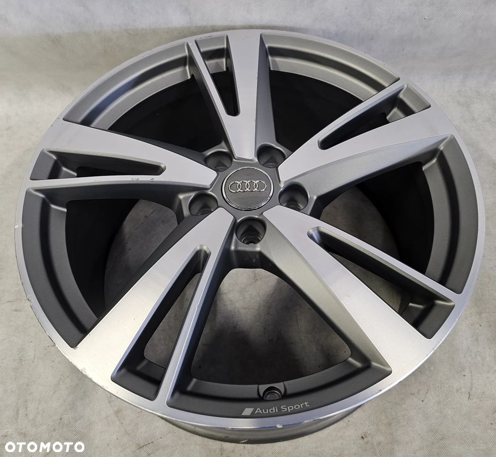Felga 8V0601025FM AUDI A3 S3 RS3 8,5x19 ET53
