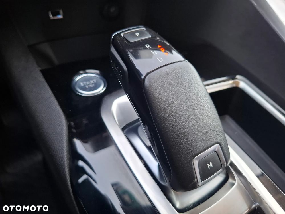 Peugeot 3008 PureTech 130 Stop & Start EAT6 Allure - 24