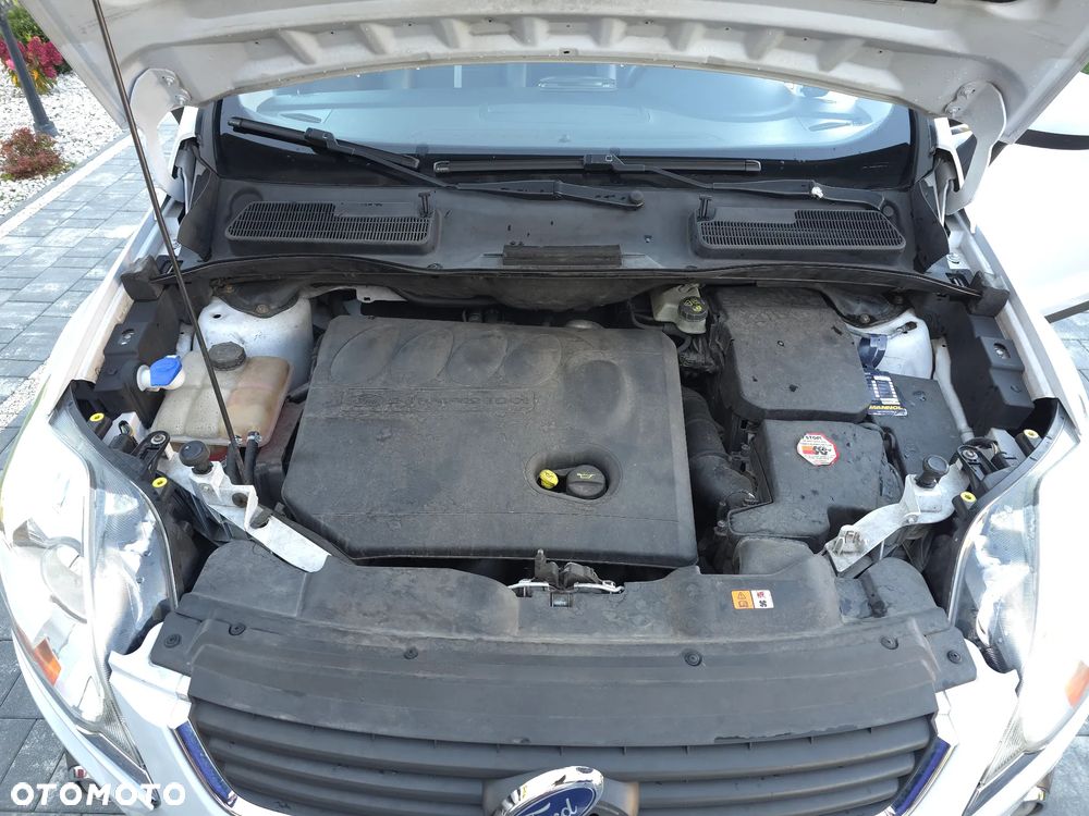 Ford Kuga 2.0 TDCi Titanium FWD - 27