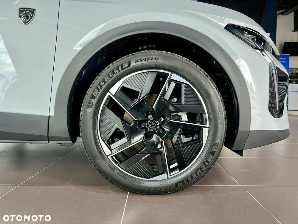 Peugeot 408 1.2 PureTech mHEV GT Exclusive S&S e-DCS6 - 17