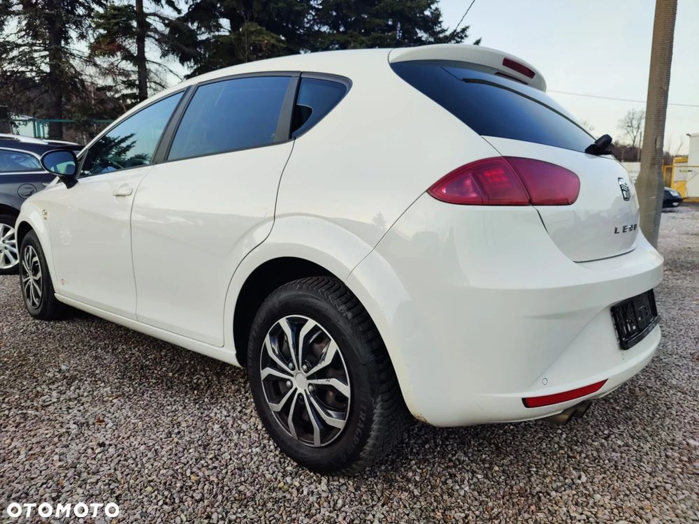 Seat Leon 2.0 TDI DPF Style Copa - 26