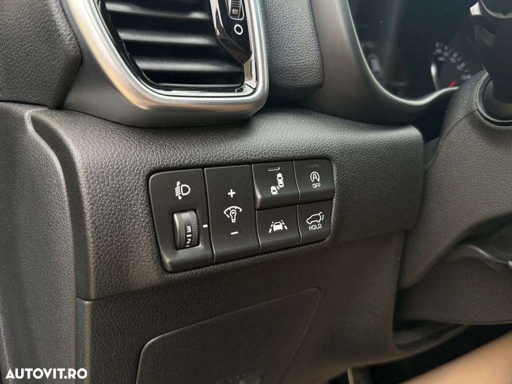 Kia Sportage 2.0 CRDI AWD Eco-Dynamics+ (48V M-H) Aut. GT LINE - 20