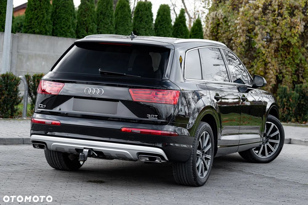 Audi Q7 3.0 TFSI Quattro Tiptronic - 8