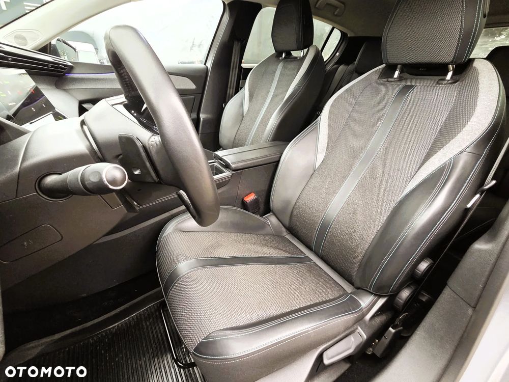 Peugeot 308 1.2 PureTech GPF Allure Pack S&S EAT8 - 26