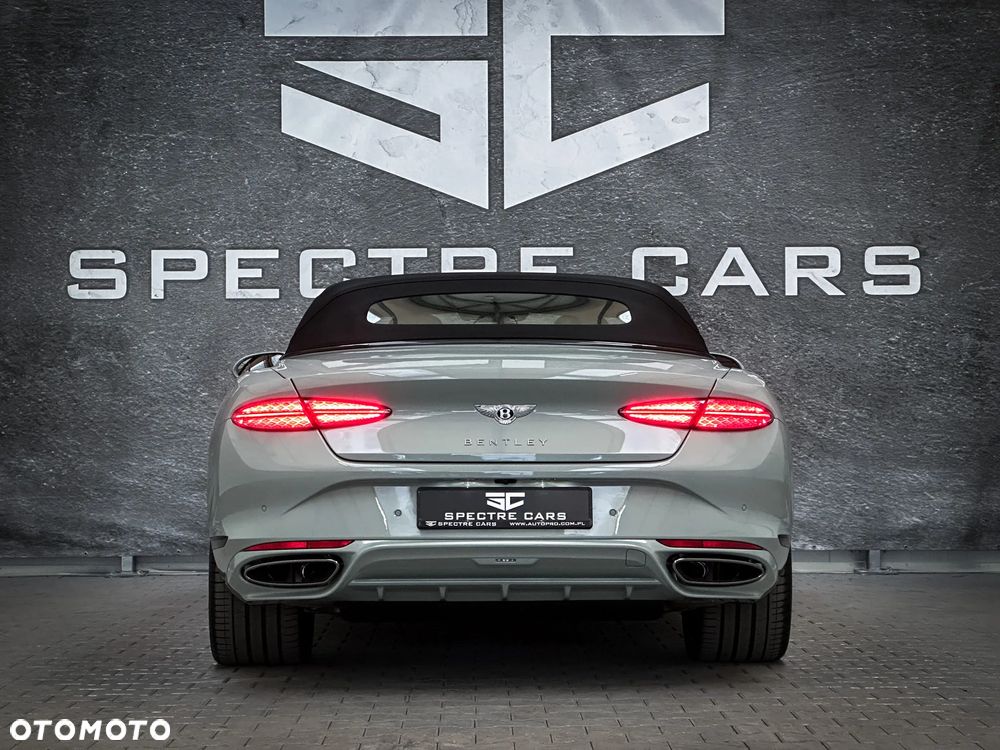 Bentley Continental GT - 11