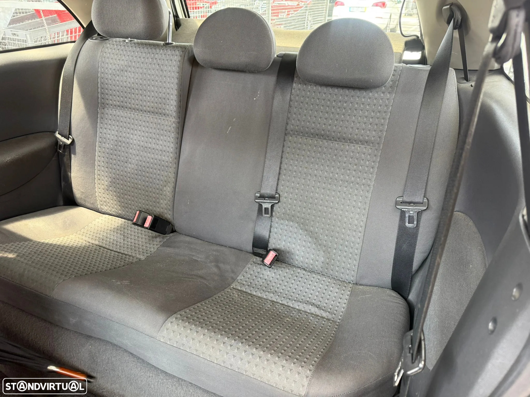 Opel Corsa 1.2 16V Confort - 9