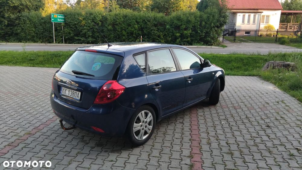 Kia Ceed 1.4 Comfort - 4
