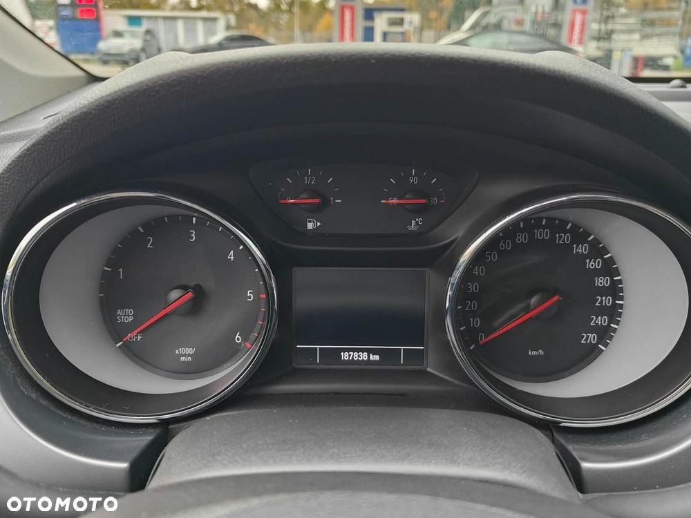 Opel Astra - 20