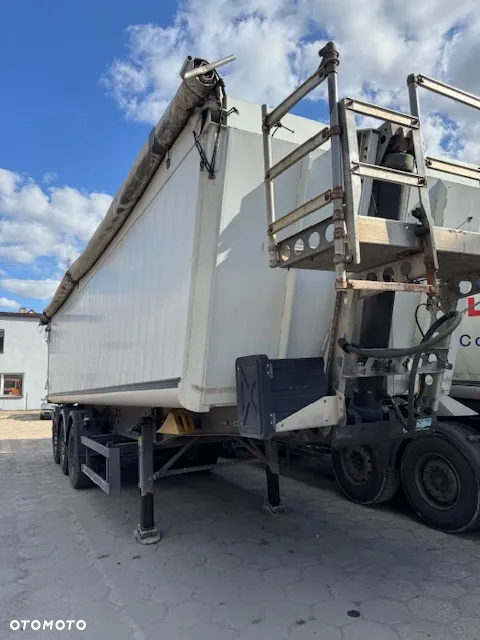 Schmitz Cargobull SKI 24-9.6 - 2