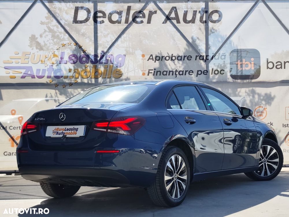 Mercedes-Benz A 250 e 8G-DCT - 11