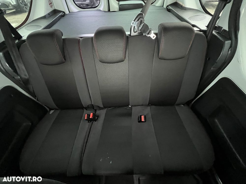 Dacia Dokker 1.5 Blue dCi Stepway - 12