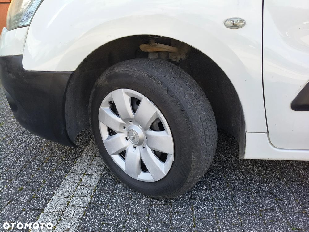 Citroën BERLINGO 1.6 HDI (90KM) 5-BIEGÓW (L1H1) KLIMA WEBASTO STAN IDEALNY 100% BEZWYPADKOWY SERWIS KM NIE MA RDZY - 36